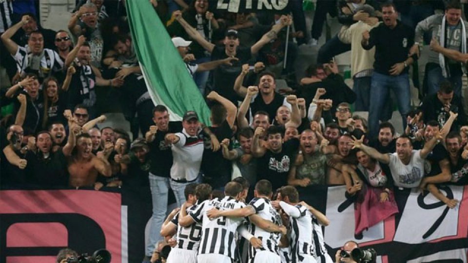 La Juve festejó ante su público e inclinó la serie a su favor.