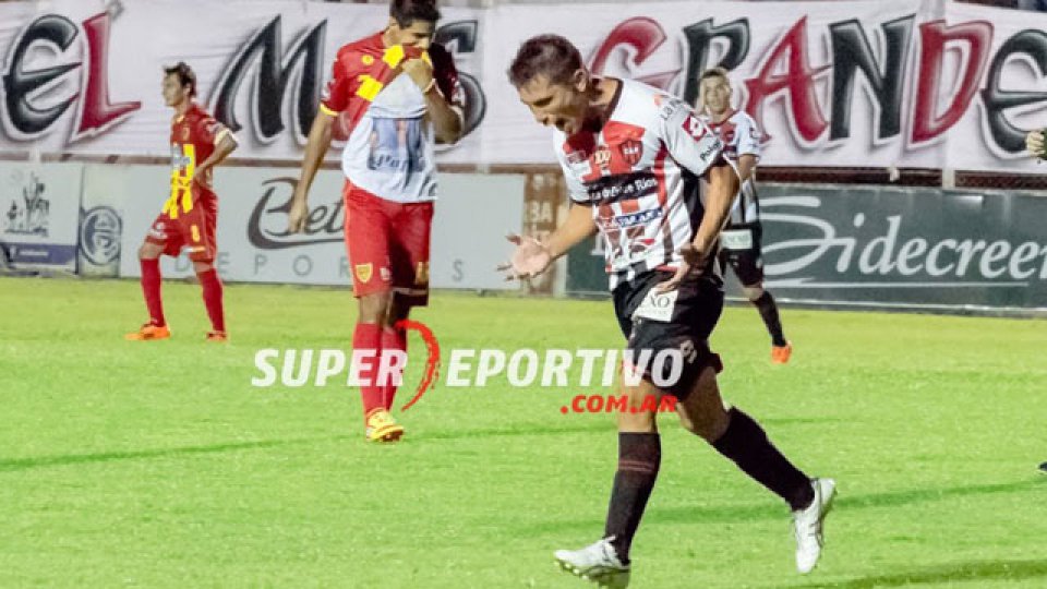 Atlético Paraná podría concretar la vuelta de Sergio Chitero.
