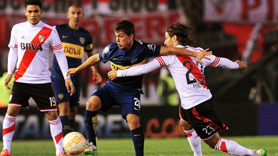 Con un penal discutido, River le gan&oacute; a Boca y sue&ntilde;a.