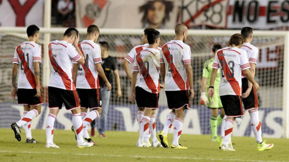 Fue derrota de River por 1 a 0 en el Monumental.