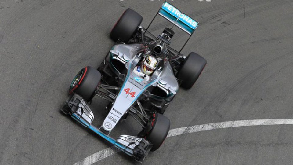 Hamilton y la pole, costumbre que se repiti&oacute; en M&oacute;naco.