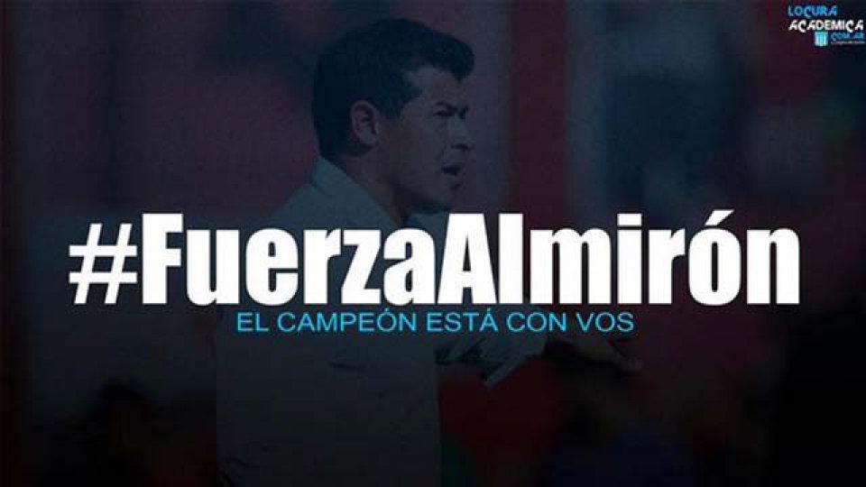 Los hinchas de Racing se burlan del Rojo a través de las redes sociales.
