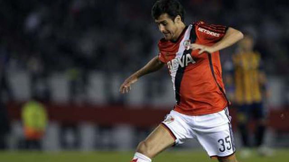 Su último partido oficial había sido en diciembre del 2000, contra Lanús.