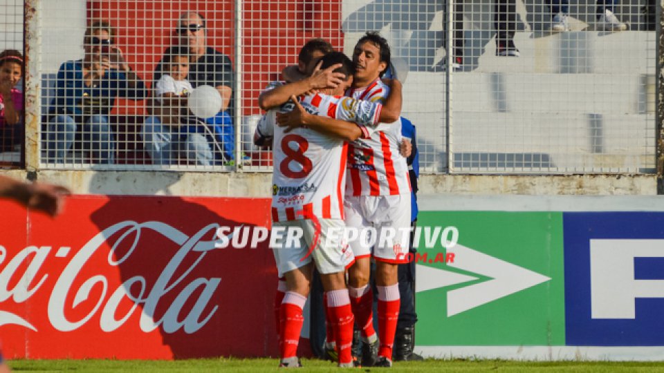 El Gato remontó un complicado encuentro.