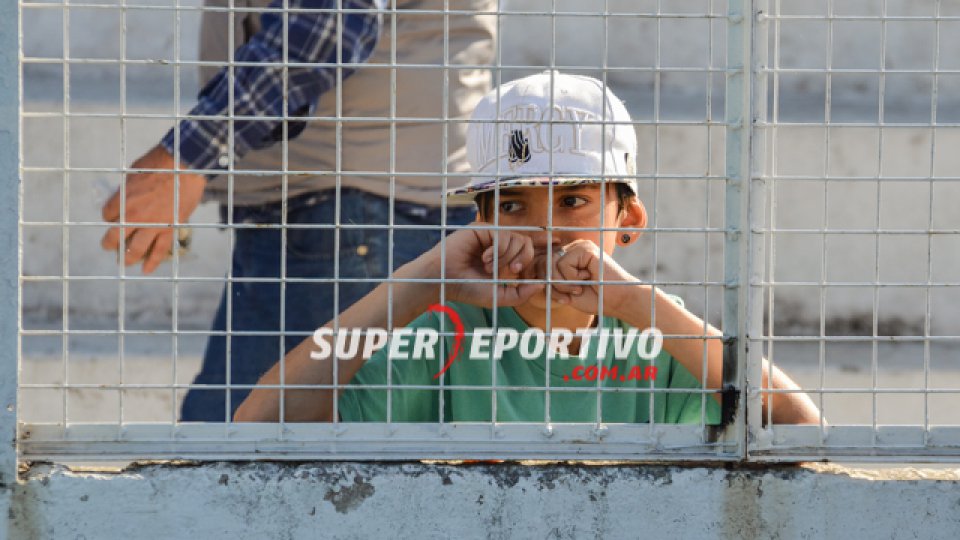 El público acompañó al Rojiblanco en la tarde del domingo.