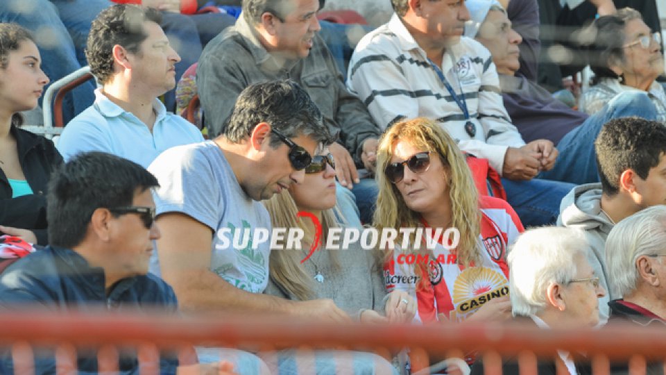 El público acompañó al Rojiblanco en la tarde del domingo.