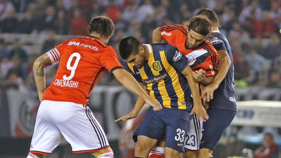 River y Rosario Central jugaron un emotivo encuentro.