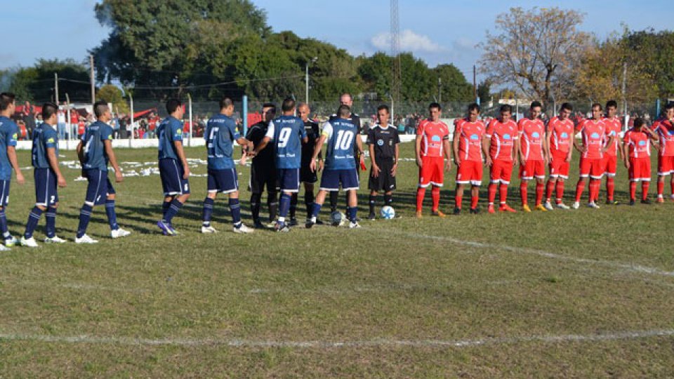 Se jug&oacute; el cl&aacute;sico de Hernadarias.