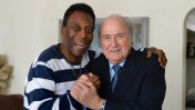 Pelé aseguró que la reelección de Joseph Blatter es 