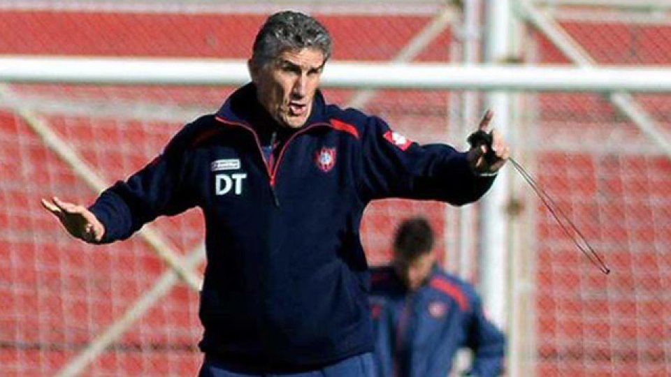 Bauza aseguró que no está conforme con el juego de San Lorenzo.