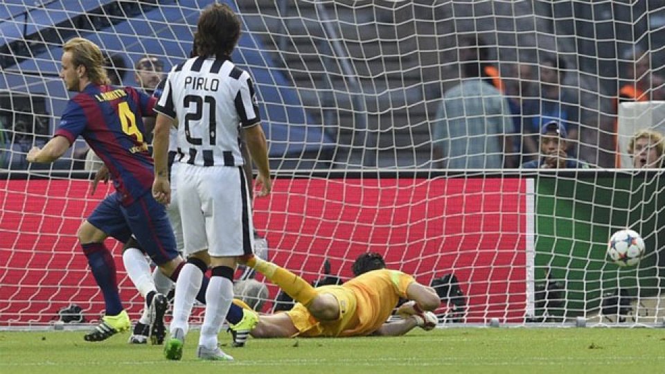 Rakitic anotó para el equipo Culé apenas a los 3´de iniciado el encuentro.