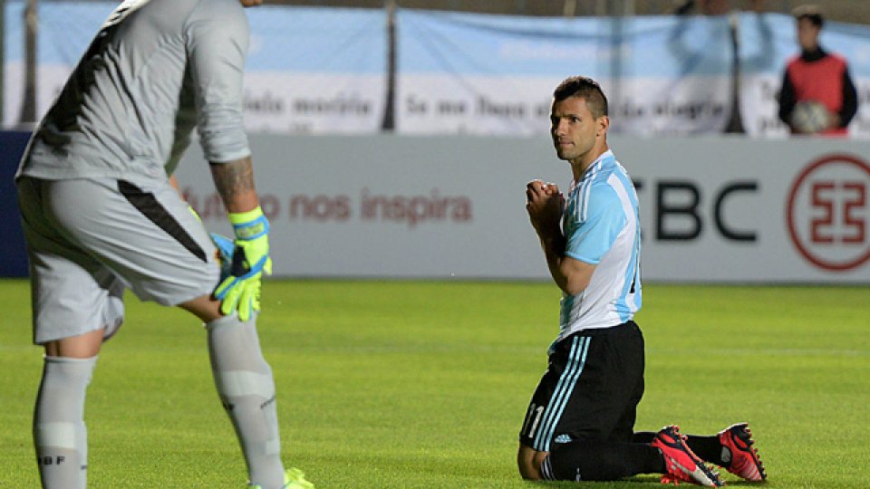 El Kun es el goleador en San Juan.