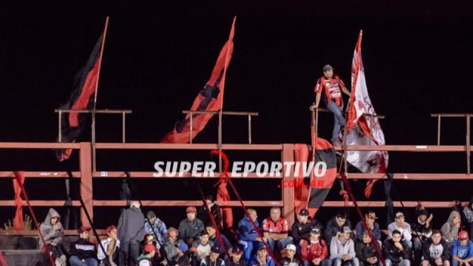 Las postales de Patronato y Guaraní Antonio Franco en el Grella.