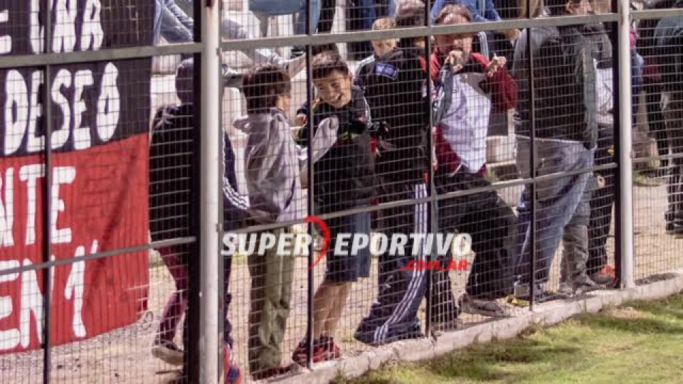 Las postales de Patronato y Guaraní Antonio Franco en el Grella.