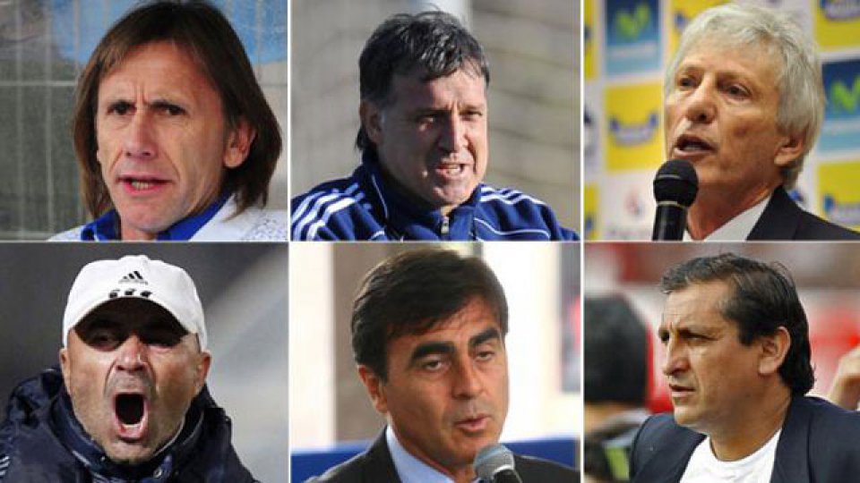 Seis entrenadores argentinos en busca de la Copa.