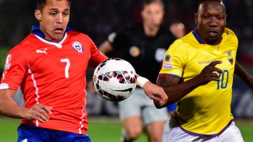 Chile tuvo un auspicioso debut ante Ecuador