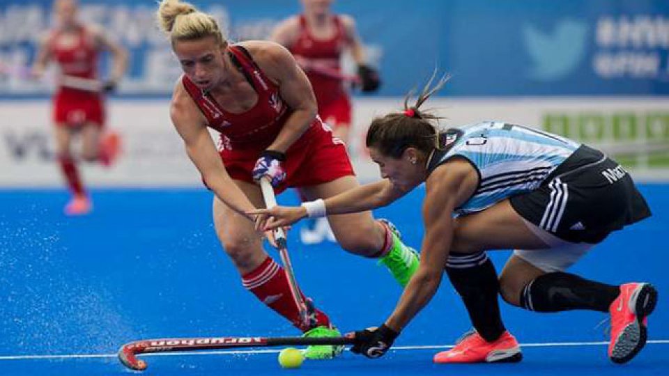 Las leonas enfrentarán mañana a China en Valencia.