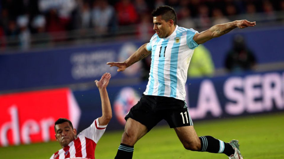 El Kun Agüero marcó el primero para el elenco del Tata.