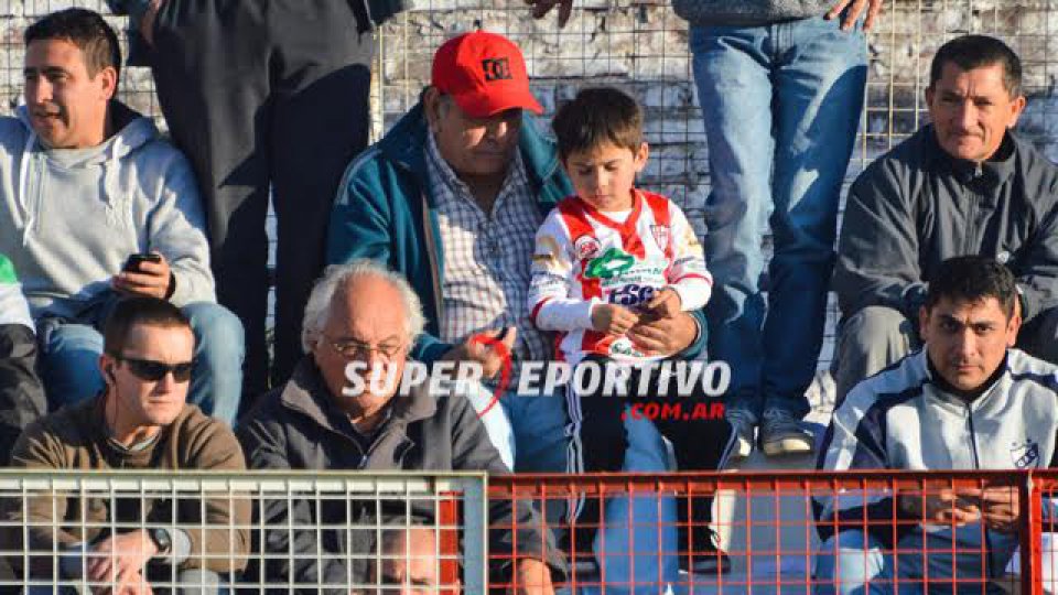 Las imágenes del clásico provincial en el estadio Pedro Mutio.