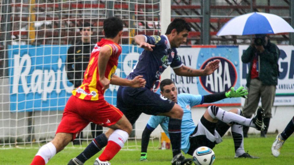 El Decano completó su partido con Boca Unidos.