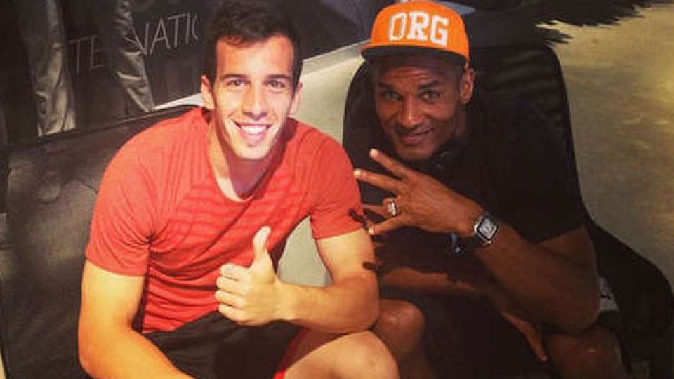 Andrada con Malouda durante la pasada temporada en Francia.