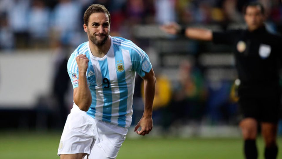Higuaín marcó el gol argentino.