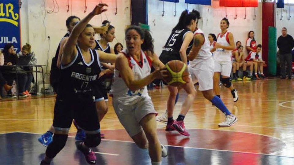 El CAT cerró la SúperLiga con una derrota.