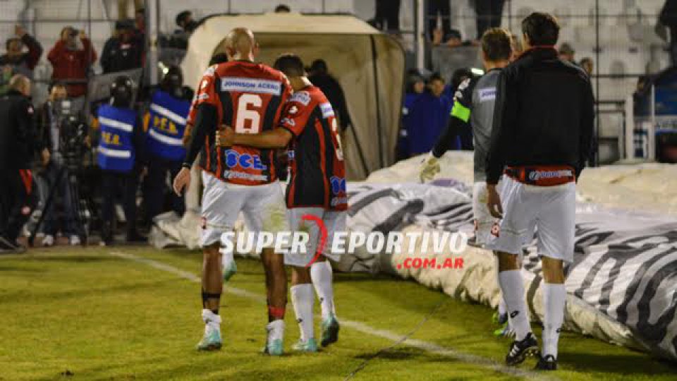 Juventud Unida se llevó los tres puntos del Grella.