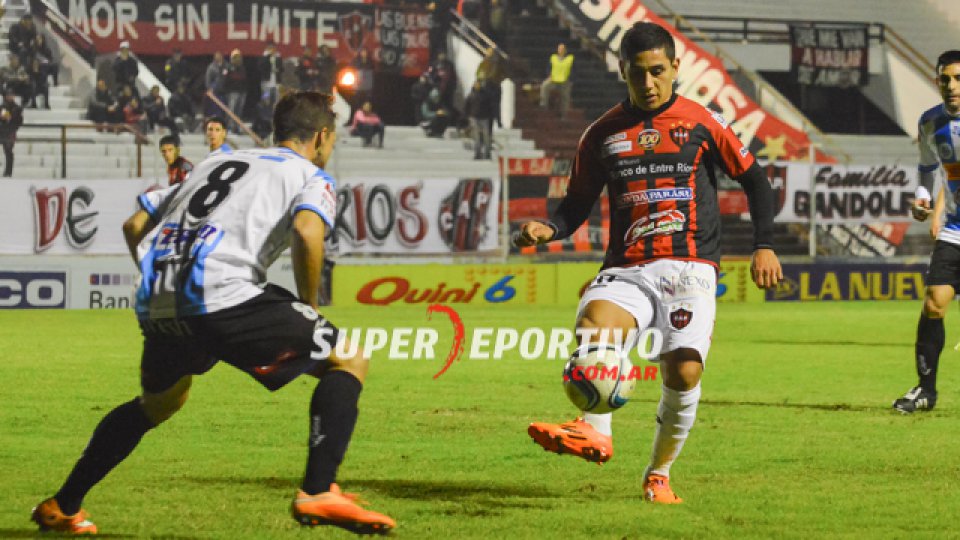 Juventud Unida se llevó los tres puntos del Grella.