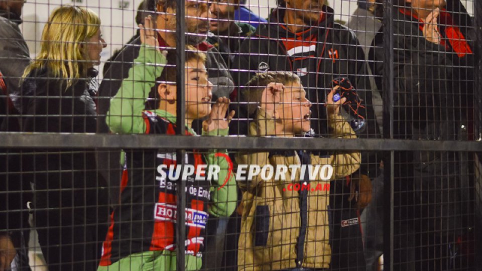 Las imágenes del choque entre Patronato y Juventud Unida.