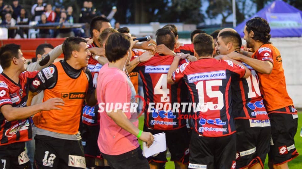 El Patrón se llevó una merecida victoria ante el Gato en el Pedro Mutio.