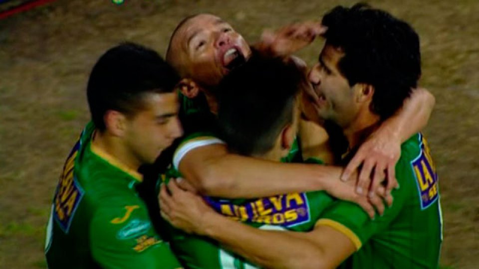Salmerón marcó el gol de Ferro.