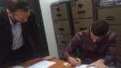 Lucas Alario firmó su contrato con River