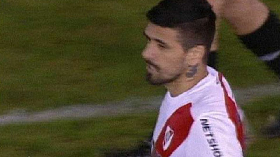 Lucho González hizo su regreso oficial a River.