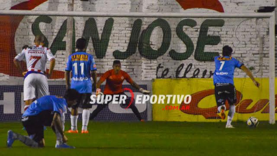 All Boys se llevó una victoria ante el Decano en el Mutio.