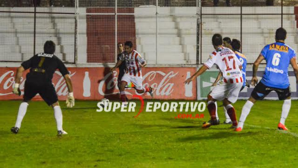 All Boys se llevó una victoria ante el Decano en el Mutio.