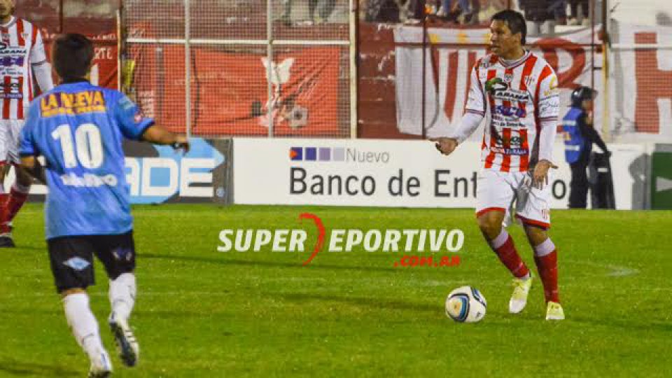 All Boys se llevó una victoria ante el Decano en el Mutio.