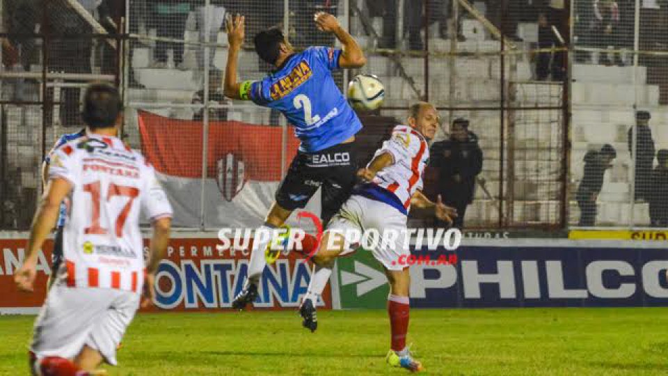 All Boys se llevó una victoria ante el Decano en el Mutio.