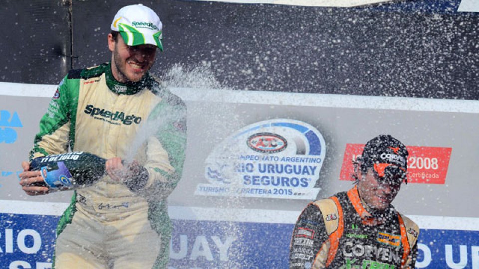 El piloto de Chevrolet se impuso en la primera final del fin de semana.