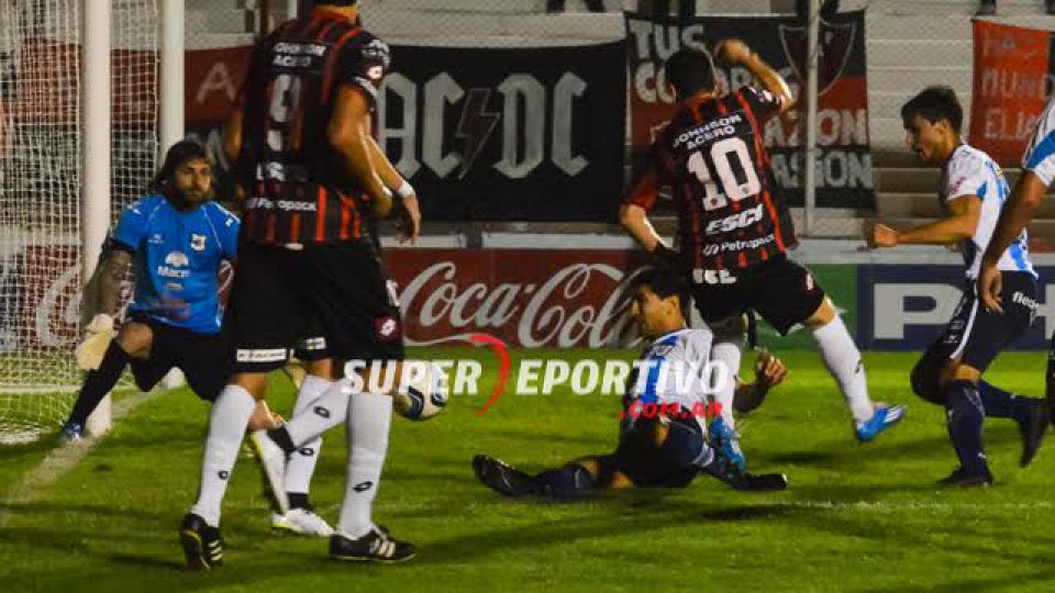 Patronato superó a Gimnasia de Jujuy por 2-0.