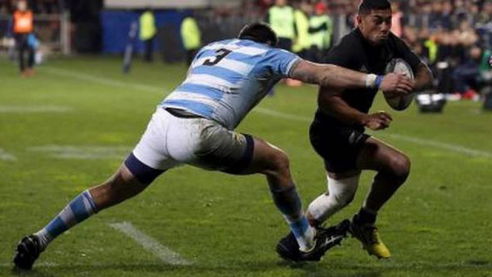 Los Pumas perdieron con los All Blacks en el inicio del Championship.