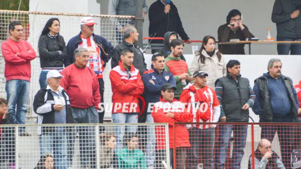 Las postales de la derrota del Decano ante Douglas Haig.