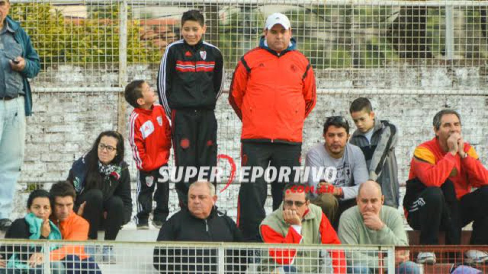 Las postales de la derrota del Decano ante Douglas Haig.