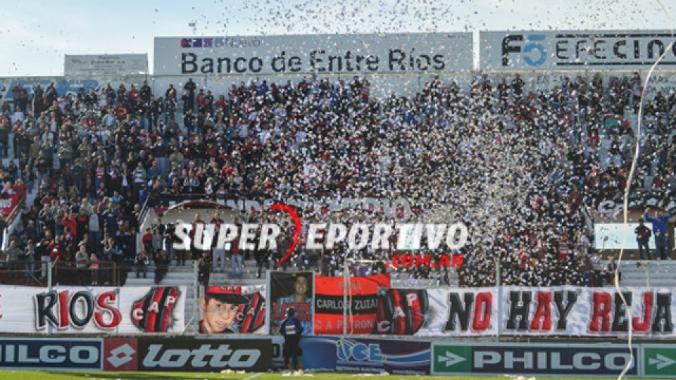 El Grella y buen marco para ver al líder.