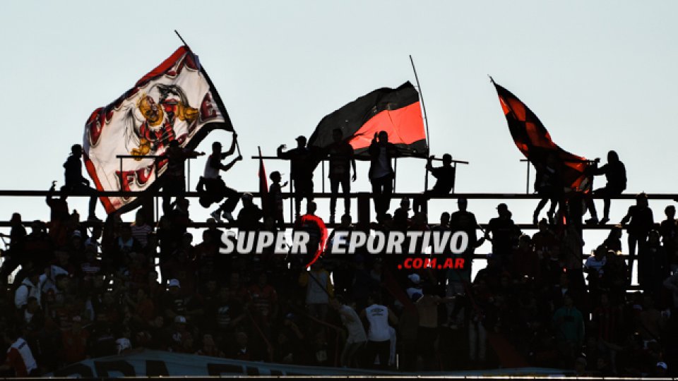 El equipo cumplió en la cancha y la gente acompañó desde las tribunas.