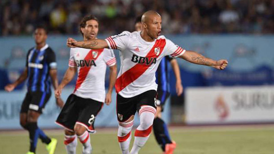 Sánchez puso en ventaja a River en Japón.