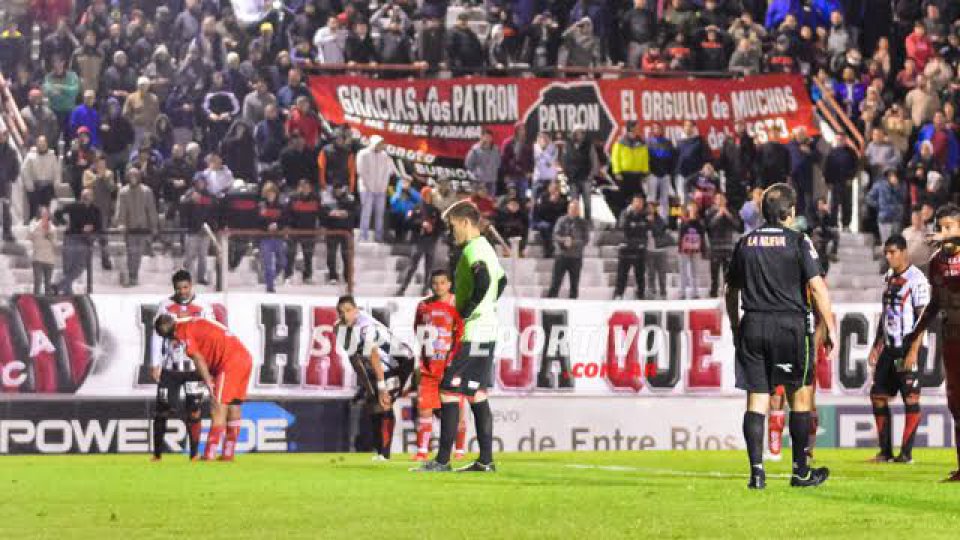 El Santo pero se quedó con triunfazo por 2-1.
