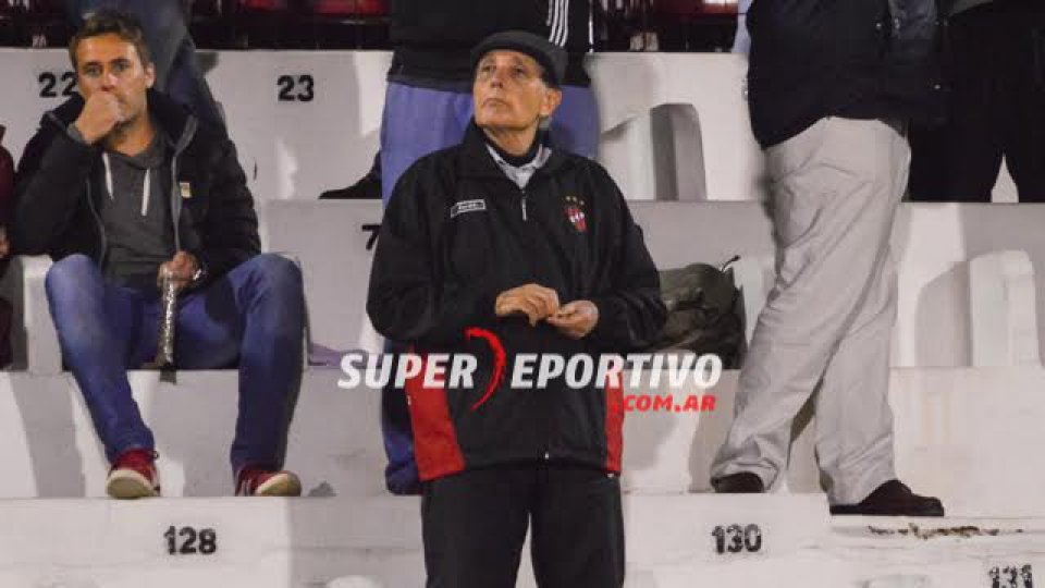La gente acompañó a Patronato en la victoria ante Los Andes.