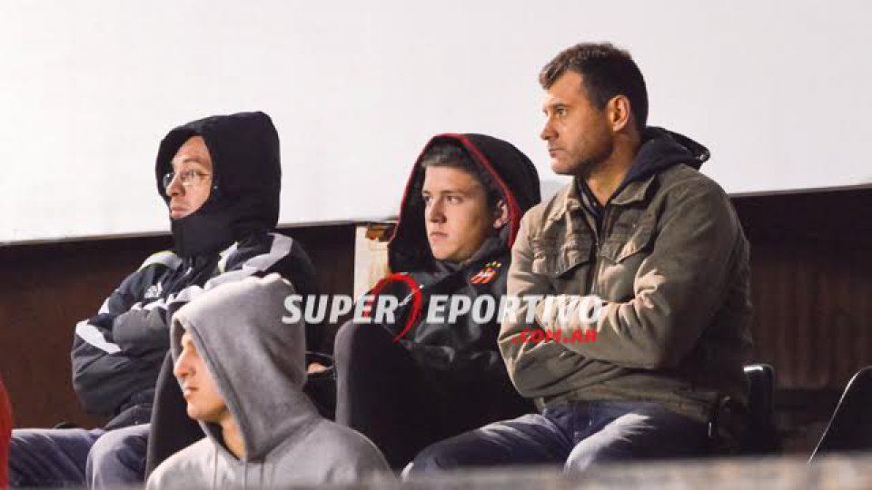 La gente acompañó a Patronato en la victoria ante Los Andes.