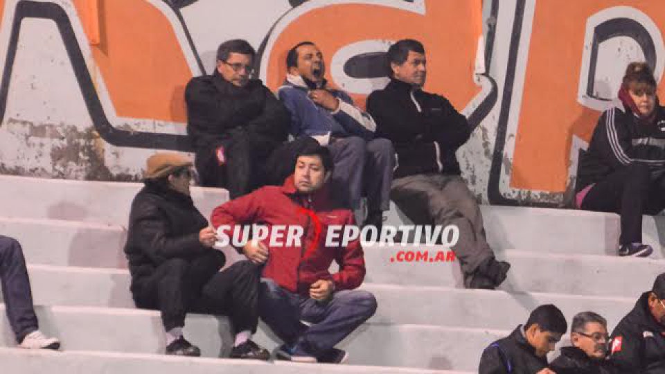 La gente acompañó a Patronato en la victoria ante Los Andes.